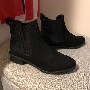 Chelsea boots size 8.5